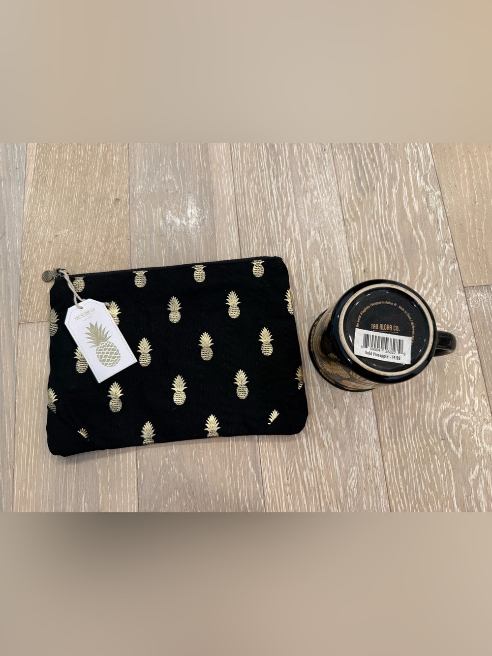 Whole Foods Market Tag Aloha exclusive to Hawaii black mug & zip clutch NWT - Picture 4 of 12
